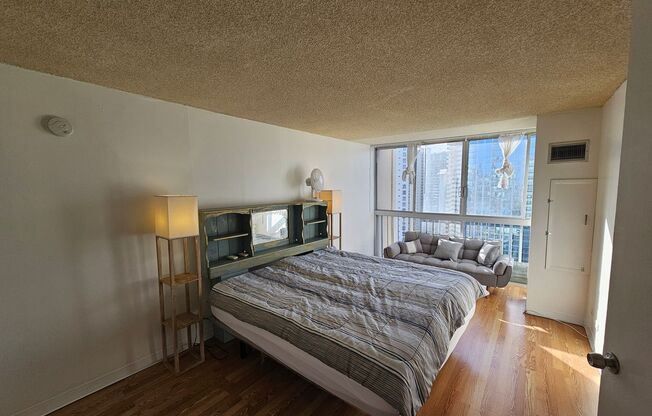 1 bed, 1 bath, $2,500, Unit # 2104