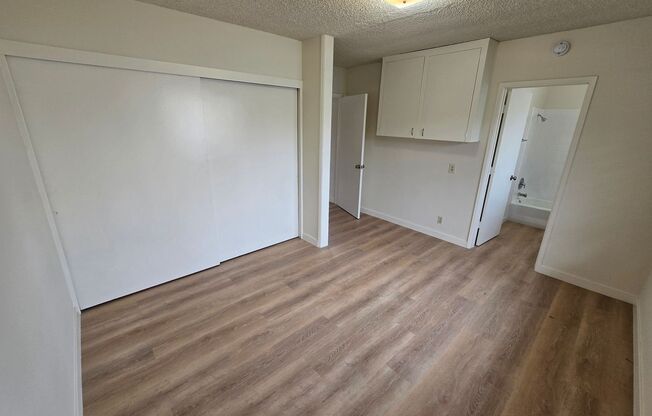 Meade Ave. 3032