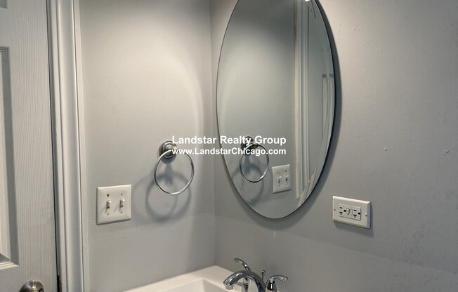 2900 North Kolmar Avenue