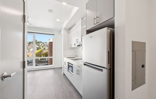 Studio, 1 bath, 314 sqft, $1,305, Unit 213