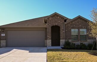 Beautiful New Home in Springtown