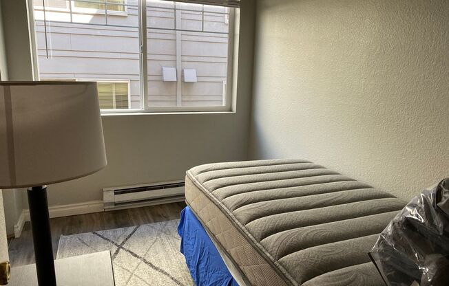 3 beds, 2 baths, 643 sqft, $2,300, Unit B203