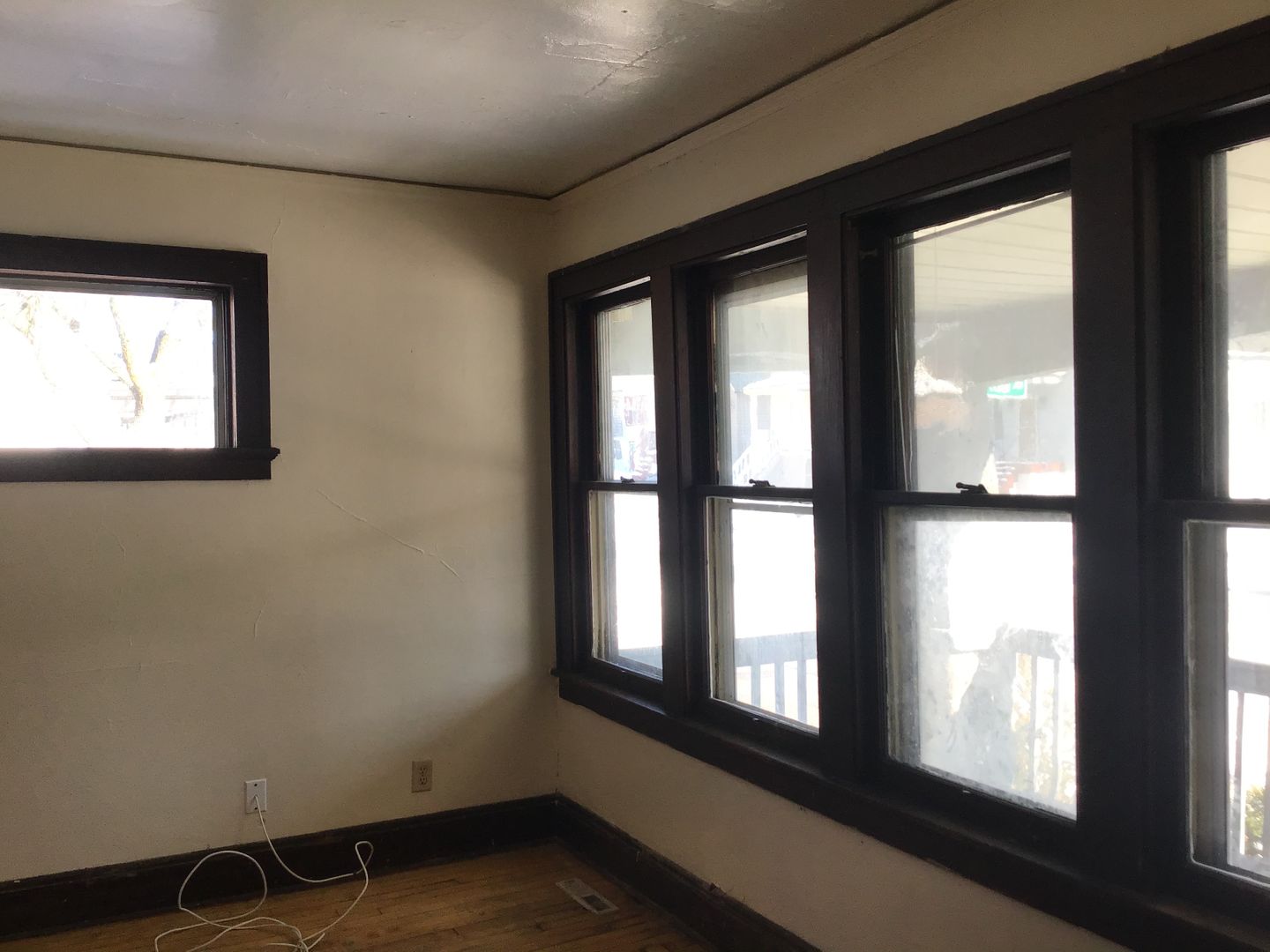 2501 S 15th Pl./1551 W Arthur Ave