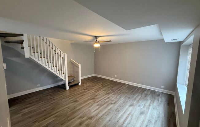 2 beds, 1.5 baths, $2,700, Unit 312