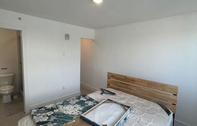 2 beds, 1 bath, 550 sqft, $1,895, Unit 821-306