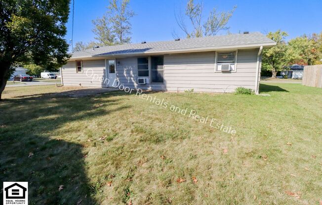 3 beds, 1.5 baths, $1,495