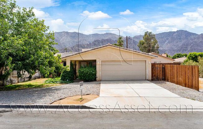 Beautiful Single Story 3 Bed/1.5 Bath Home In La Quinta!