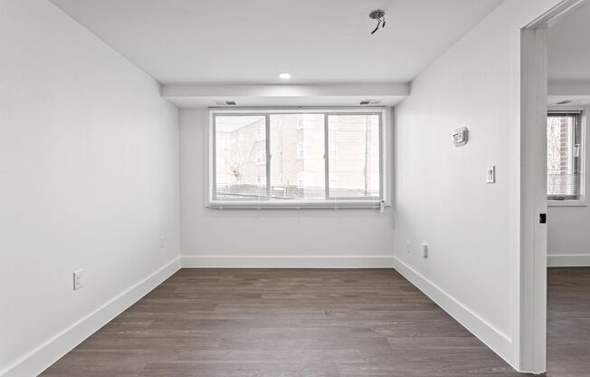 2 beds, 1 bath, 603 sqft, $1,825, Unit 5950-106