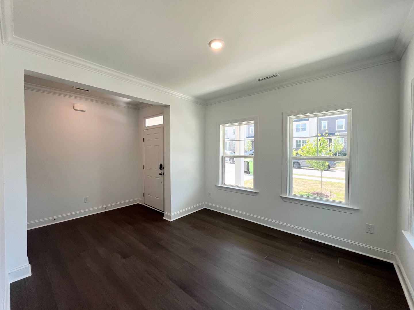 Spacious 5BD, 3BA Knightdale Home with Modern Amenities in Knightdale's Stoneriver Community