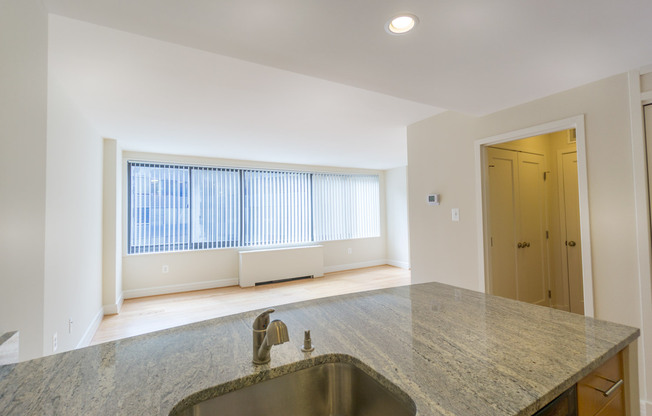 Studio, 1 bath, 460 sqft, $2,600, Unit 0605