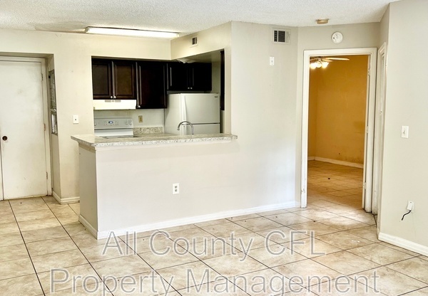 401 FOUNTAINHEAD CIR