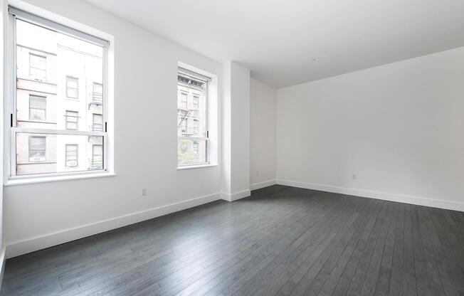 1 bed, 1 bath, 725 sqft, $4,850, Unit 422
