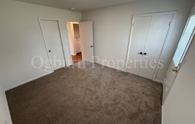 2 beds, 2 baths, $1,045, Unit C