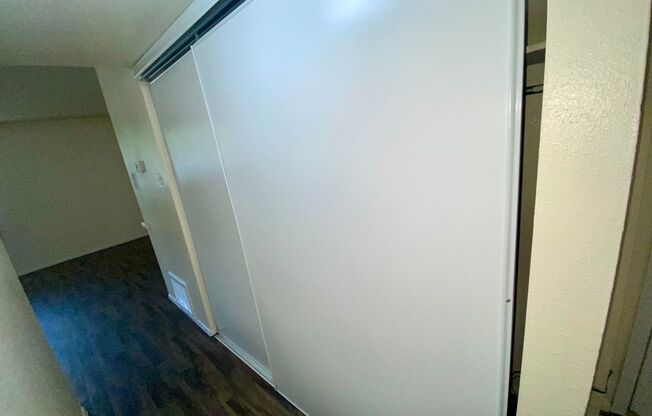 Studio, 1 bath, 445 sqft, $804, Unit 155