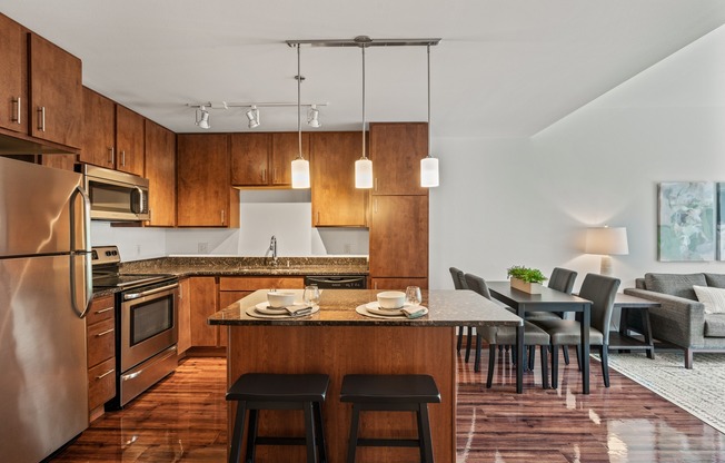 Apartments in Downtown Madison, Wisconsin. Domain Apartments offers luxury studio, 1 bedroom, 1 bedroom + Den, and 2 bedroom apartments.