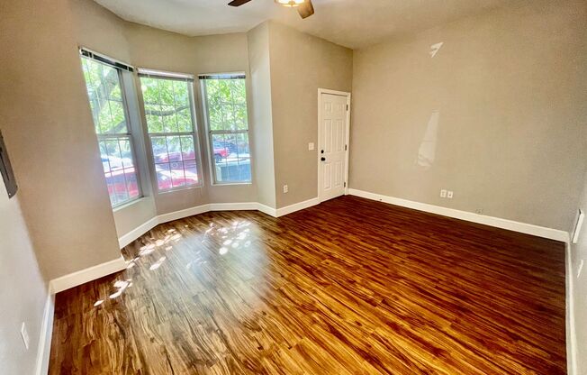 Prime Location! Modern 2BD/1 BA with A/C & EV Charging Steps from Mississippi