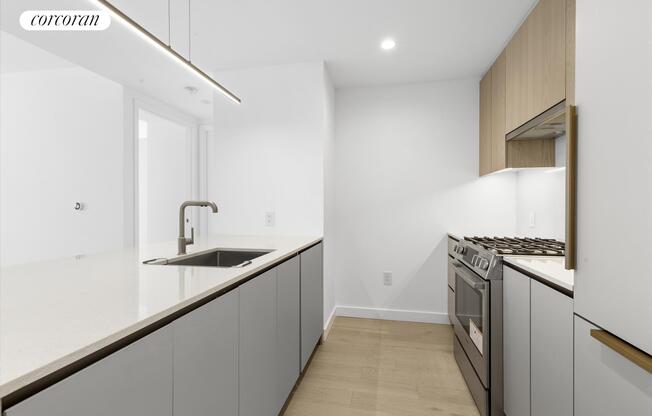 1 bed, 1 bath, 704 sqft, $4,950, Unit 2907