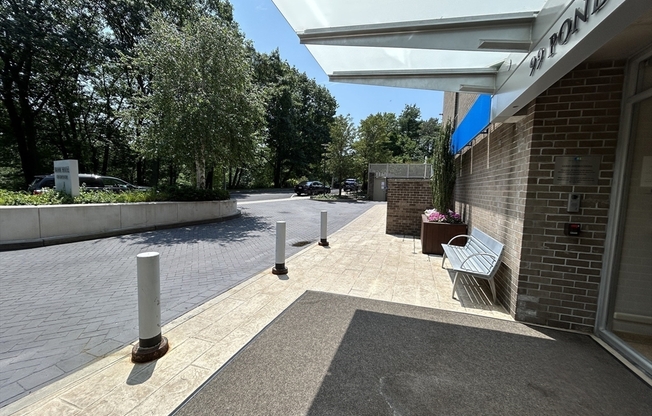1 bed, 1 bath, 870 sqft, $2,900, Unit 310