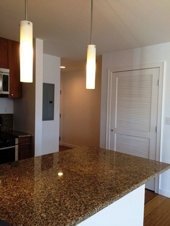 1 bed, 1 bath, 663 sqft, $3,400, Unit 510