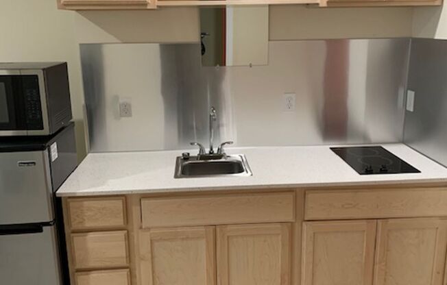 Lago aPodments- Comfortable and Affordable Living!