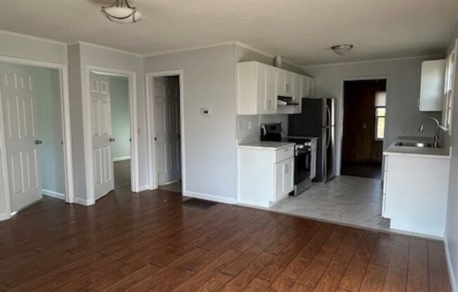 2 beds, 1 bath, $1,250