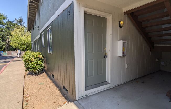 1 bed, 1 bath, 650 sqft, $1,200, Unit 02