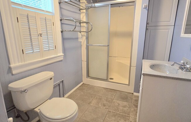 3 beds, 1.5 baths, 1,300 sqft, $3,300, Unit 2