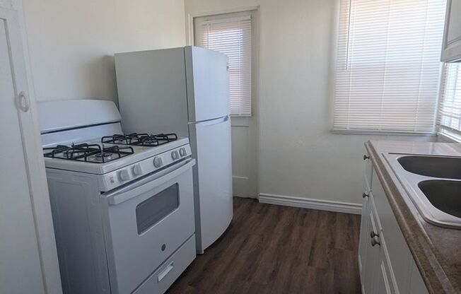 1 bed, 1 bath, $1,600, Unit 3046 1/2