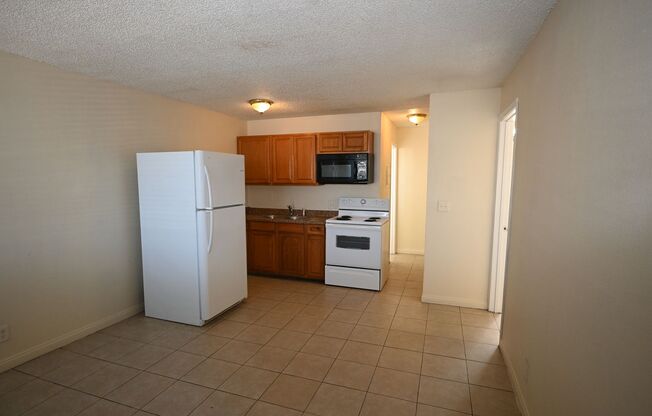 3021 E Carey Ave #5 - 1 Bed Apartment - NO PETS
