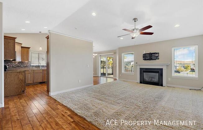 4904 MISTY WOODS LN