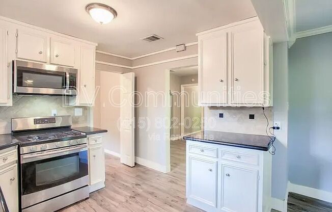 810 CHARLES RD