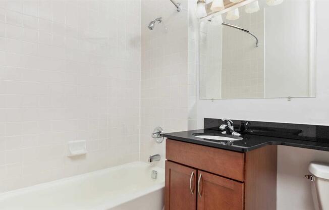 2 beds, 2 baths, 1,142 sqft, $5,323, Unit 4L