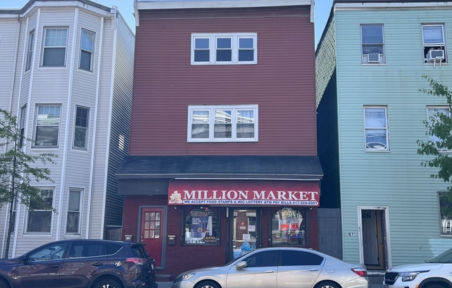 99 CHELSEA ST
