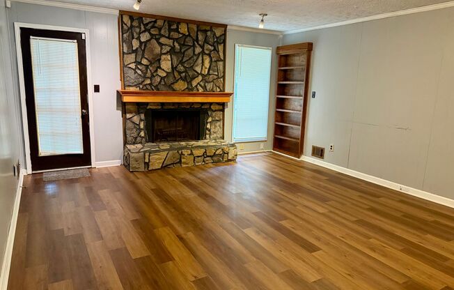 Beautiful 3-Bedroom, 2-Bath Ranch with Spacious Kitchen & Private Backyard