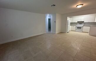 2 beds, 1 bath, $1,825, Unit A