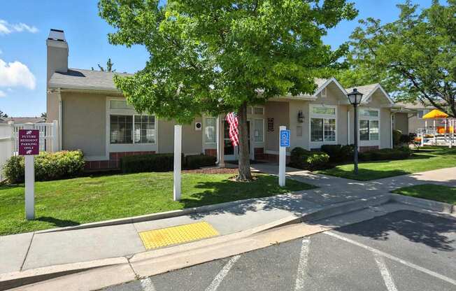 Parking Lot at Oakstone Apartments, Clearfield, UT