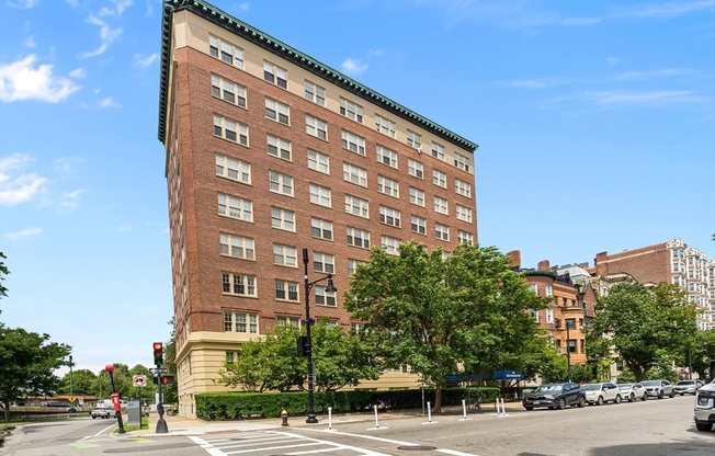 1 bed, 1 bath, 550 sqft, $3,400, Unit 1005