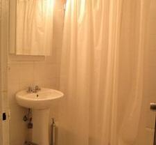 1 bed, 1 bath, $3,000, Unit 3A