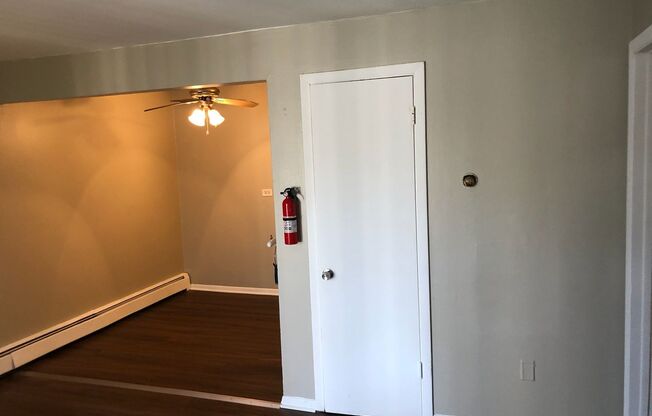 12510Lincoln