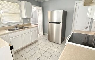 3 beds, 2 baths, $1,500