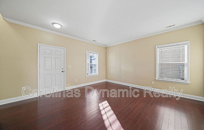 6223 WOODLAND CMNS DR