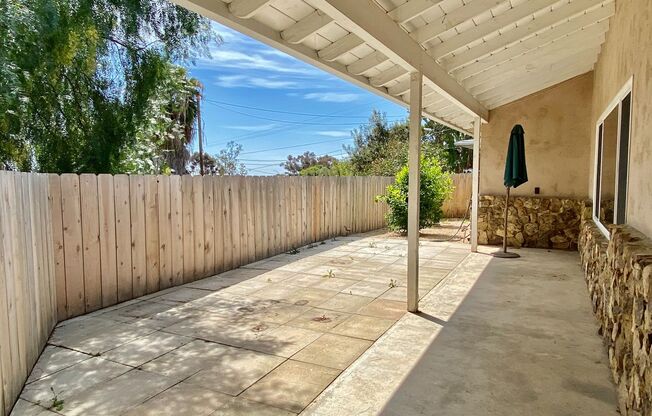 Beautiful, Upgraded, Private 4 Bedroom 2 Bath House w/2 Car Garage in La Mesa