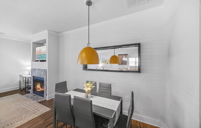 3 beds, 2.5 baths, 1,580 sqft, $2,400, Unit AV137