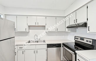 7068 PONCE DE LEON AVE