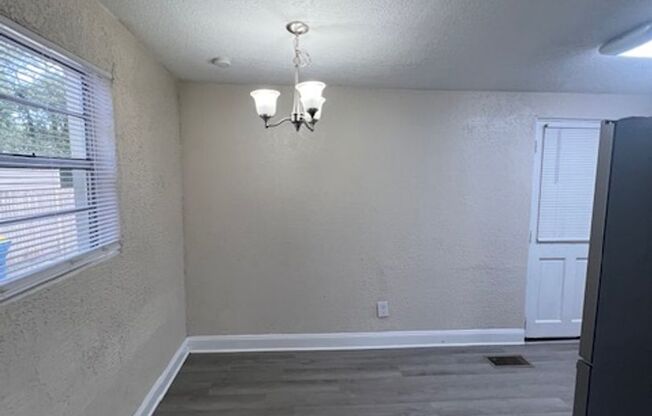 3 beds, 1 bath, $1,350