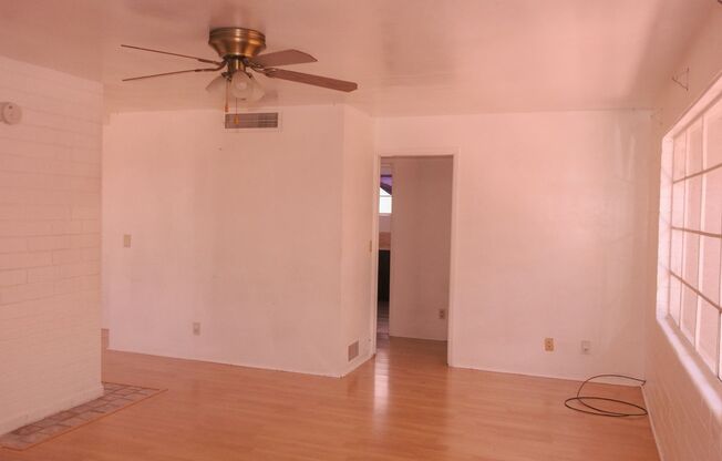 2 beds, 2 baths, $1,400