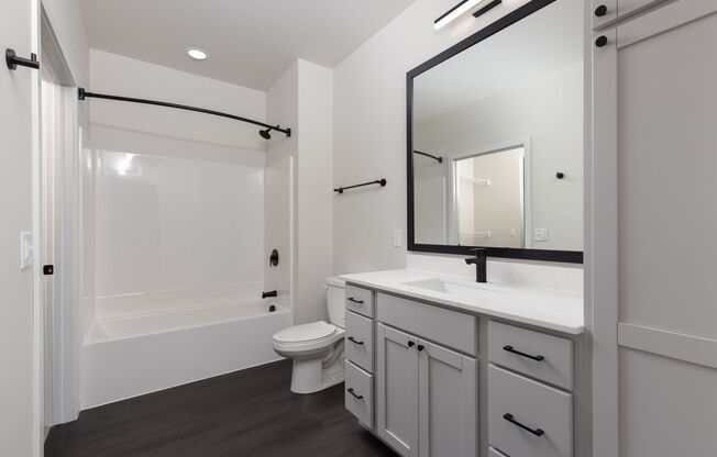 2 beds, 2 baths, 1,393 sqft, $3,150, Unit 737