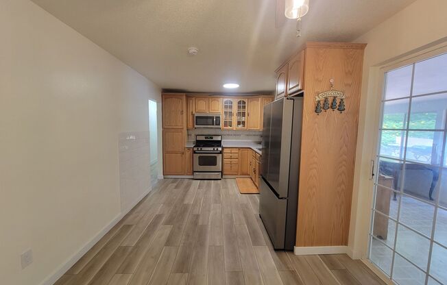 Newly remodeled 5 bedroom 2 bath home in Lakewood