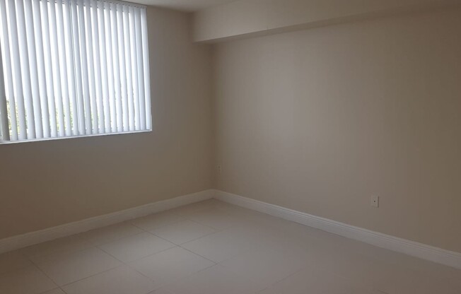 2 beds, 2 baths, $2,800