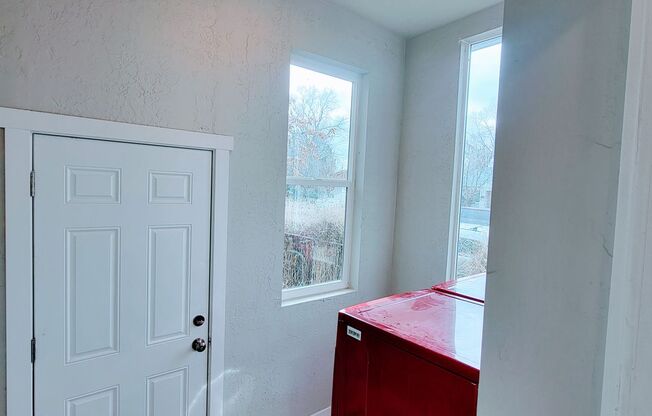 4 beds, 3 baths, $2,695
